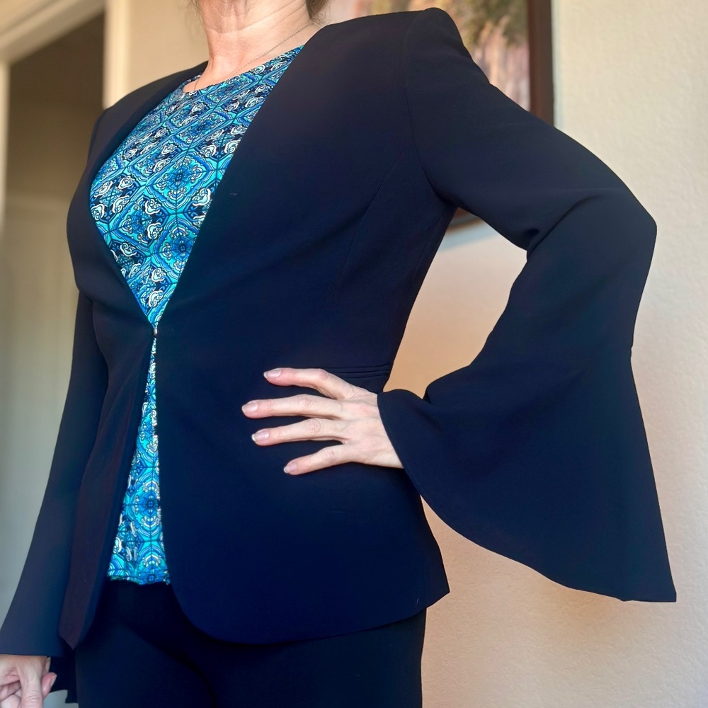 DKNY Blazer with belle flair sleeves